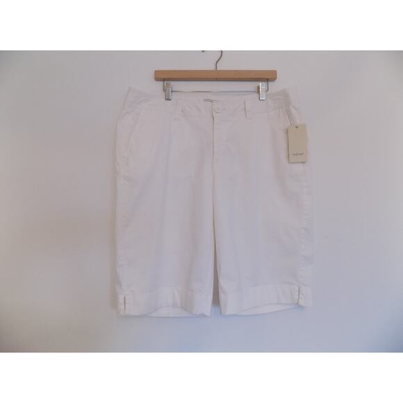 Sejour Nordstrom white Bermuda shorts womens size 20 W NWT - Picture 4 of 7